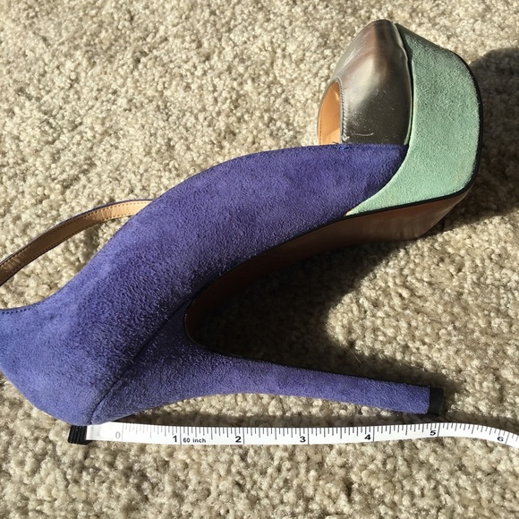 Enzo Angiolini Heels- Beautiful - worn - Picture 9 of 11